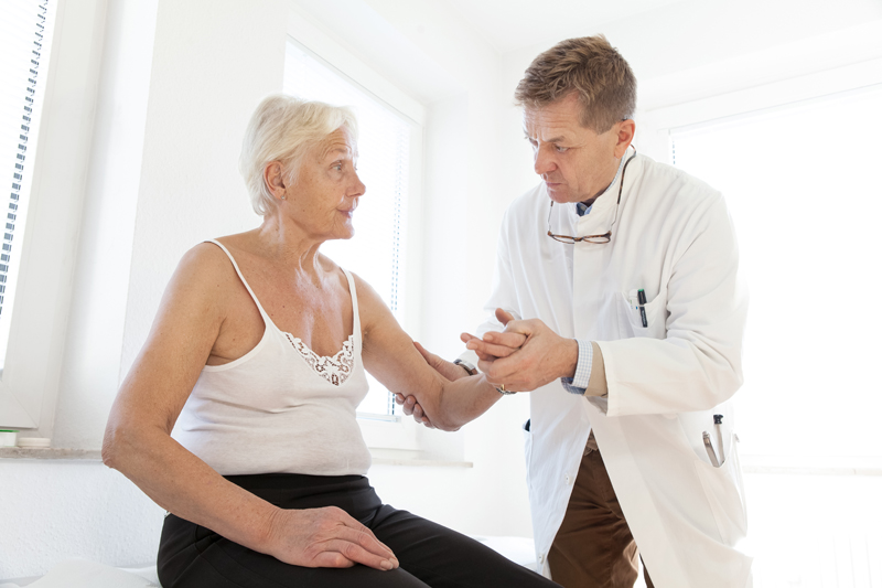 Ist Alzheimer weiblich? Warum Frauen häufiger an Alzheimer erkranken